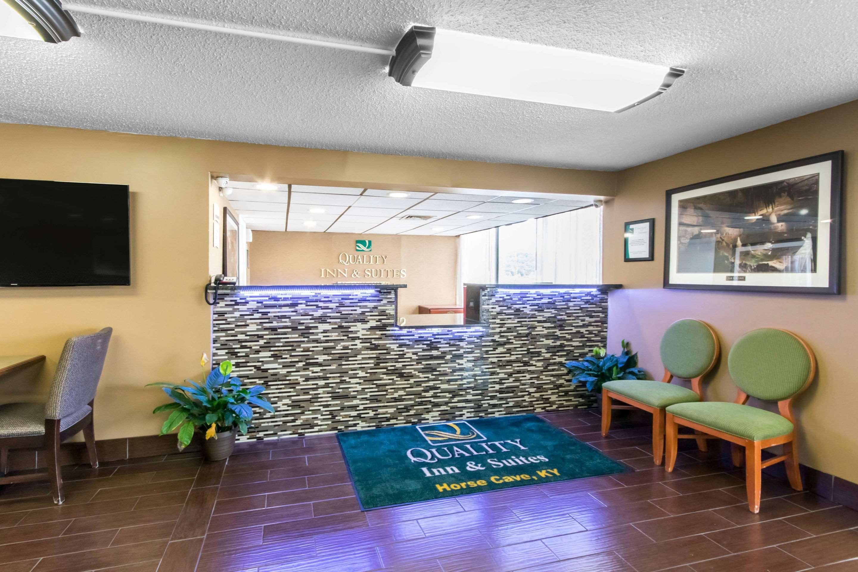 Quality Inn & Suites Horse Cave Exterior foto